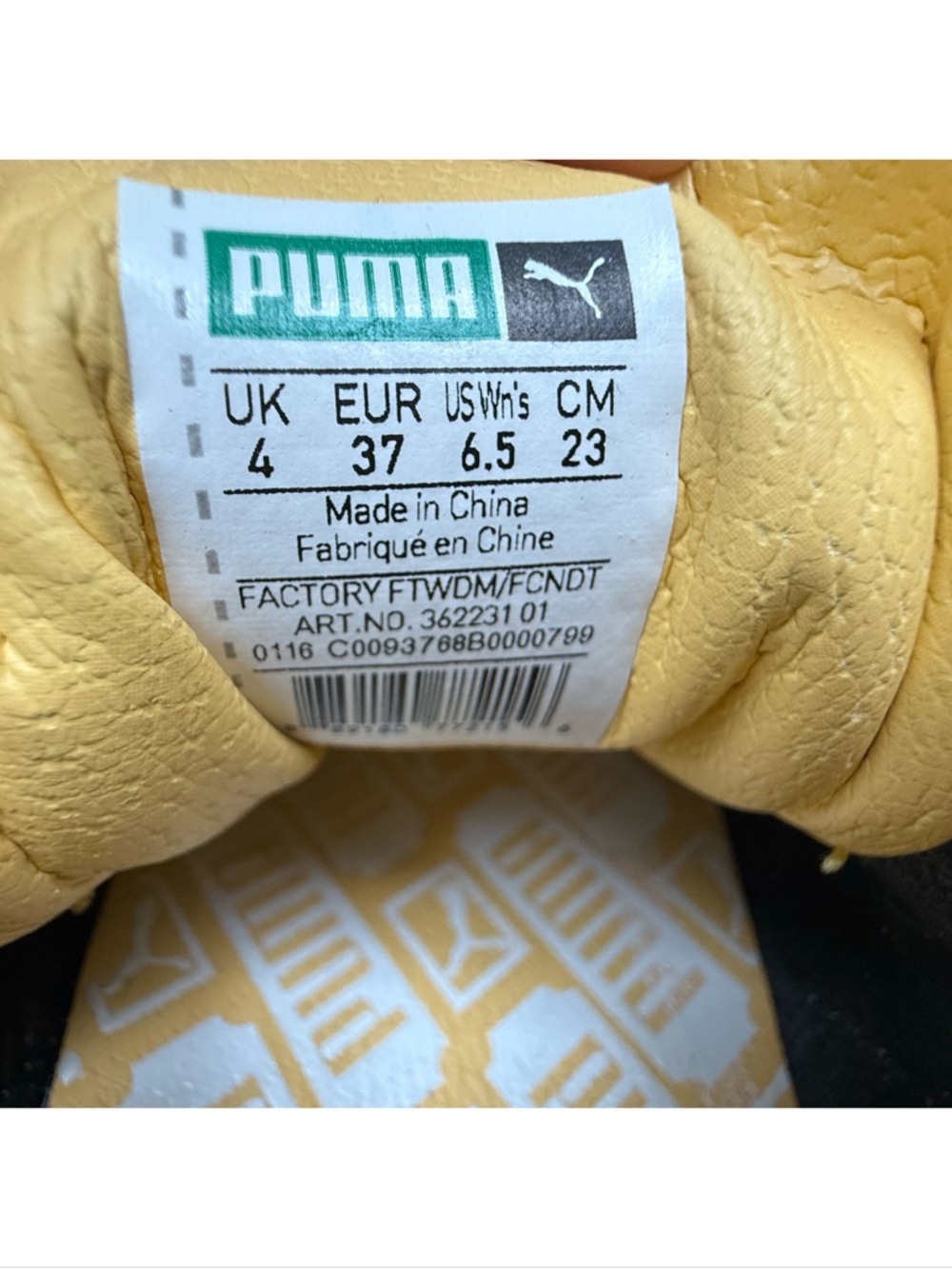 PUMA Roma Embossed Yellow Gold Logo Leather Suede Sneakers RARE - Picture 8 of 9